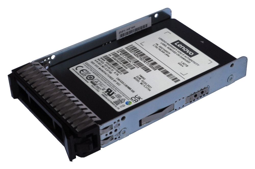 THINKSYSTEM 2.5 PM893A 3.84TB READ INTENSIVE SATA