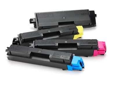 TK-590M - CARTUCCIA TONER MAGENTA DA 5.000 PAGINE